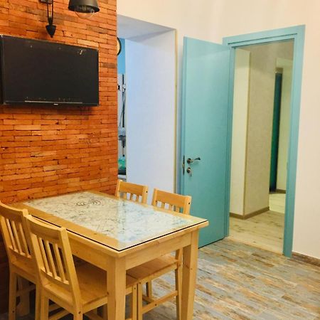 Dari Apartament Tbiliszi Kültér fotó