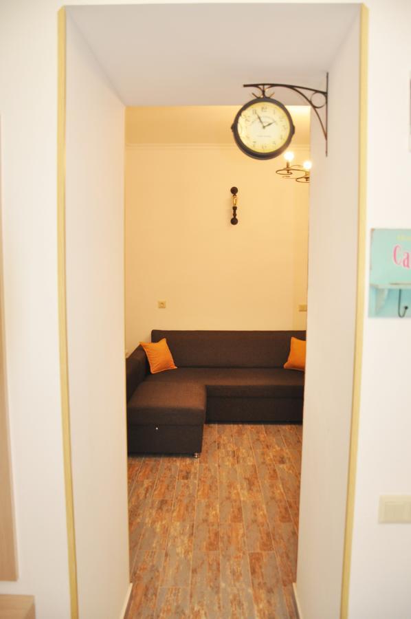 Dari Apartament Tbiliszi Kültér fotó